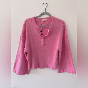 Women’s Urban Outfitters pink sweater size Large